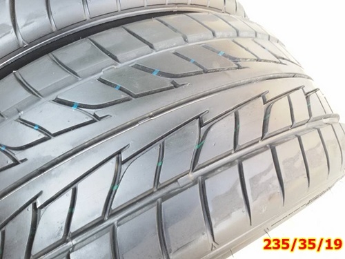 ขายยาง265/30/19-235/35/19 ปี 14 NITTO NT555  4  เส้น