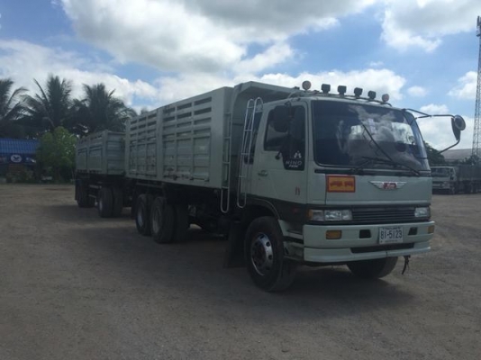 แม่ ลูก  เครื่อง  240 แรง  รถสภาพพร้อมใช้งาน  ราคา  1,350,000   บาท