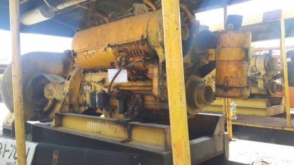 ขายเครื่องสูบน้ำด้อย 6 สูบ ท่อขนาด 12 นิ้ว ขายยก 5 เครื่องๆละ 60000 รวม 300000