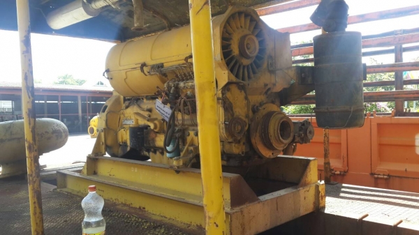 ขายเครื่องสูบน้ำด้อย 6 สูบ ท่อขนาด 12 นิ้ว ขายยก 5 เครื่องๆละ 60000 รวม 300000