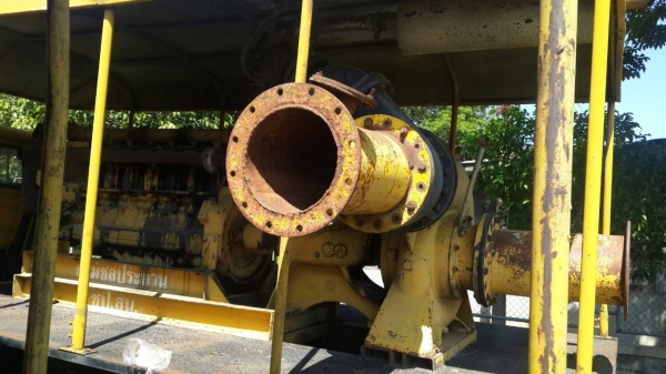 ขายเครื่องสูบน้ำด้อย 6 สูบ ท่อขนาด 12 นิ้ว ขายยก 5 เครื่องๆละ 60000 รวม 300000