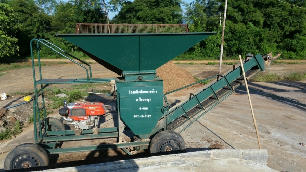 เครื่องสีมันพร้อมเครื่องยนต์