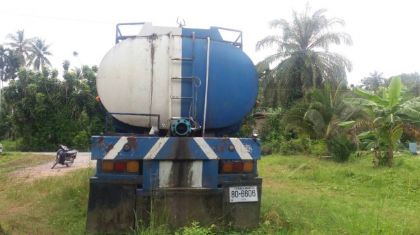 ขายหางเทรลเลอร์บรรทุกน้ำยาง 2 เพลา บรรจุ 29000 ลิตร ราคา 350000