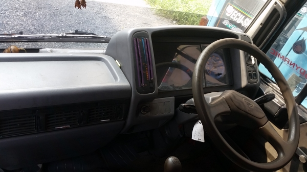 ขายรถ 6 ล้อ Hino FB4J 140 แรงม้า ราคา 570,000 บาท ขายรถ 6 ล้อ Hino FB4J 140 แรงม้า ราคา 570,000 บาท