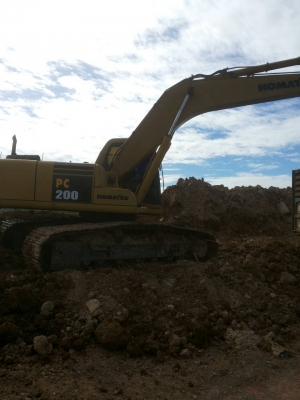 KOMATSU PC 200-ุ6 รถออกใหม่ใช้มือเดียว เครื่องKOMATSU ไฟฟ้าครบ
