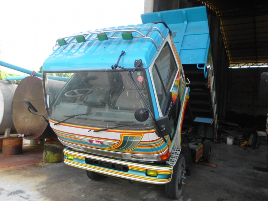 ขายรถบรรทุก6ล้อดั้ม ฮีโน่หัวเจ้าอินทรี เครื่อง HO7D พวงมาลัยพาวเวอร์ เบรคทิฟฟี่ แอร์เย็น