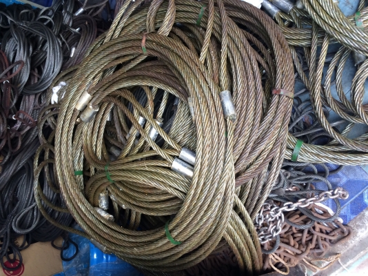 โล๊ะ สลิงยกของ ขนาด 6หุน ยาว 8-10M made in australia สอบถามได้ที่ 080-6135462