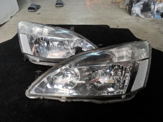 ขาย อะไหล่รถยนต์ มือสอง ไฟหน้า โคมขาว HONDA ACCORD 04 ฮอนด้า ฮอนด้า แอคคอร์ด ปี 04 ปลาวาฬ