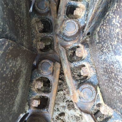 ใบแทรคแมคโค pc120 รุ่น6