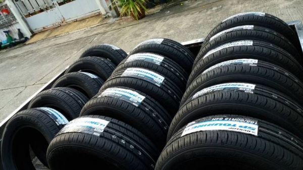 ยางใหม่ dunlop เส้นล่ะ 1600