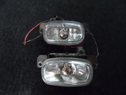 ขาย อะไหล่รถยนต์ มือสอง สปอตไลท์ FOG LIGHT SPOTLIGHT FORD ESCAPE ฟอร์ด เอสเคป ปี 2004