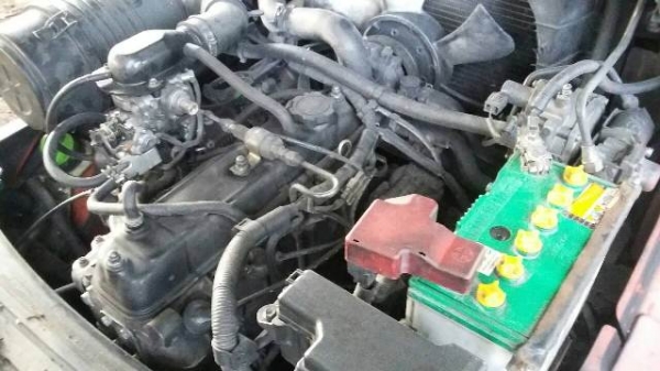 โฟล์คลิฟท์ 3 ตัน งายาว 2 ระบบ ยี่ห้อ TOYOTA รุ่น 8