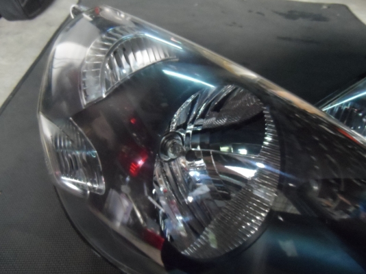 ขาย อะไหล่รถยนต์ มือสอง ไฟหน้า โคมดำ HONDA JAZZ ฮอนด้า แจ๊ส ตัวแรก