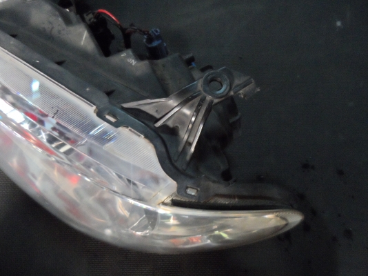 ขาย อะไหล่รถยนต์ มือสอง ไฟหน้า ซีนอน XENON MAZDA 323 PROTEGE มาสด้า โปทีเจ้ ปี 2003