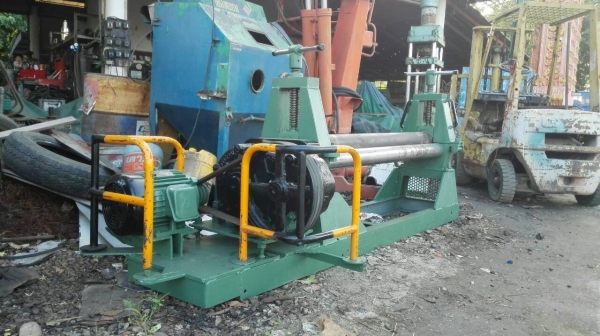 Sell>> เครื่องม้วน 5 ฟุต. ม้วนหนาสุด 12 มิล.เพลาตัน มอเตอร์ 7.5 HP. 380V. เครื่องสั่งประกอบใหม่ มาลองได้ครับ!!