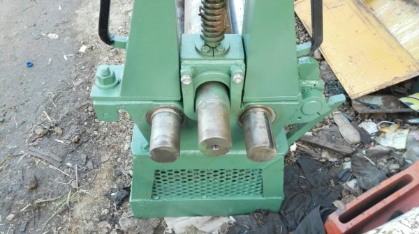 Sell>> เครื่องม้วน 5 ฟุต. ม้วนหนาสุด 12 มิล.เพลาตัน มอเตอร์ 7.5 HP. 380V. เครื่องสั่งประกอบใหม่ มาลองได้ครับ!!