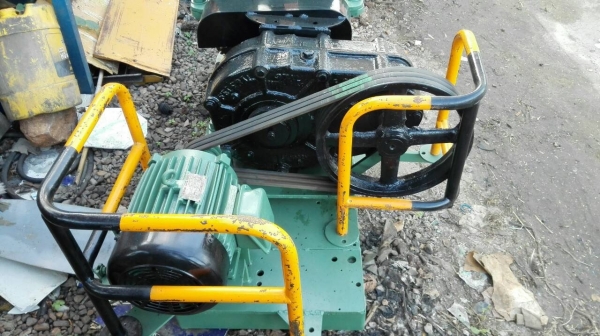 Sell>> เครื่องม้วน 5 ฟุต. ม้วนหนาสุด 12 มิล.เพลาตัน มอเตอร์ 7.5 HP. 380V. เครื่องสั่งประกอบใหม่ มาลองได้ครับ!!