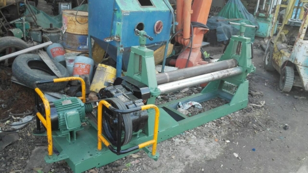 Sell>> เครื่องม้วน 5 ฟุต. ม้วนหนาสุด 12 มิล.เพลาตัน มอเตอร์ 7.5 HP. 380V. เครื่องสั่งประกอบใหม่ มาลองได้ครับ!!