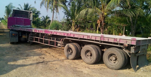 หัวลาก อีซูซุ 320ปี48 สภาพดีสวยบางเดิมพร้อมใช้ ทะเบียนพร้อมโอน (ได้2หาง=หางพื้นเรียบ+หางก้าง) ราคาสุดคุ้ม