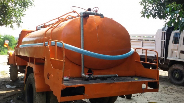 ขาย  ISUZU รถบรรทุกนำ้ 6ล้อ จุ 8,000 ลิตร