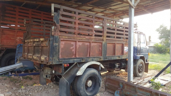 ขาย 6 ล้อดั้ม คอกสูง HINO KL300 เครื่อง EH100 150 แรงม้า เฟืองท้าย ZM สโลว์อินเตอร์ พวงมาลัยพาวเวอร์ คัสซีสวยตลอดเส้น ทะเบียนครบพร้อมโอนครับ ขาย 6 ล้อดั้ม คอกสูง HINO KL300 เครื่อง EH100 150 แรงม้า เฟืองท้าย ZM สโลว์อินเตอร์ พวงมาลัยพาวเวอร์ คัสซีสวยตลอดเส้น ทะเบียนครบพร้อมโอนครับ