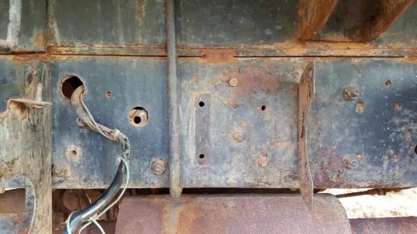 ขาย 6 ล้อดั้ม คอกสูง HINO KL300 เครื่อง EH100 150 แรงม้า เฟืองท้าย ZM สโลว์อินเตอร์ พวงมาลัยพาวเวอร์ คัสซีสวยตลอดเส้น ทะเบียนครบพร้อมโอนครับ ขาย 6 ล้อดั้ม คอกสูง HINO KL300 เครื่อง EH100 150 แรงม้า เฟืองท้าย ZM สโลว์อินเตอร์ พวงมาลัยพาวเวอร์ คัสซีสวยตลอดเส้น ทะเบียนครบพร้อมโอนครับ