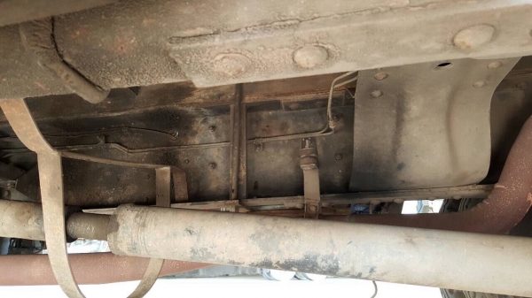 ขาย 10 ล้อ เพลาเดียว HINO FL187LA คัสซีสวยตลอดเส้น เครื่อง HO7C 180 แรงม้า เบรคทิฟฟี่ พวงมาลัยพาวเวอร์ แอร์เย็น ยางเรเดียลเต็ม ทะเบียนเต็มพร้อมโอน