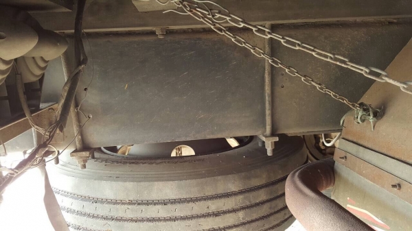 ขาย 10 ล้อ เพลาเดียว HINO FL187LA คัสซีสวยตลอดเส้น เครื่อง HO7C 180 แรงม้า เบรคทิฟฟี่ พวงมาลัยพาวเวอร์ แอร์เย็น ยางเรเดียลเต็ม ทะเบียนเต็มพร้อมโอน