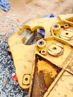 ขาย!!! หัวหนีบคอนกรีต สำหรับติดแบคโฮ PC200