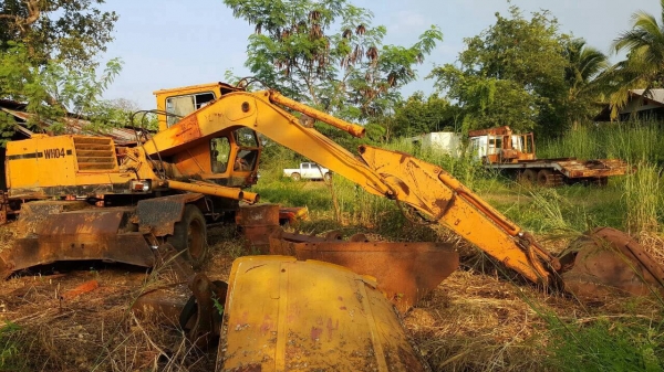ขายแบคโฮ ขับเคลื่อนล้อยาง HITACHI WH04 สภาพต้องเก็บหน่อย เครื่อง+ปั้มดี ชุดกระบอกไฮดรอริคมีครบ ราคาต่อรองได้ครับ