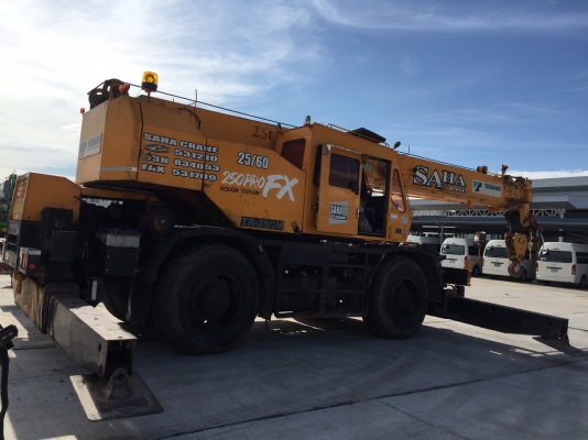 รถเครน TR250M-5