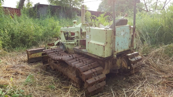 ขายแทรคเตอร์ KOMATSU D20P-5 เอกสารสัญญาซื้อขาย ราคาต่อรองได้ครับ