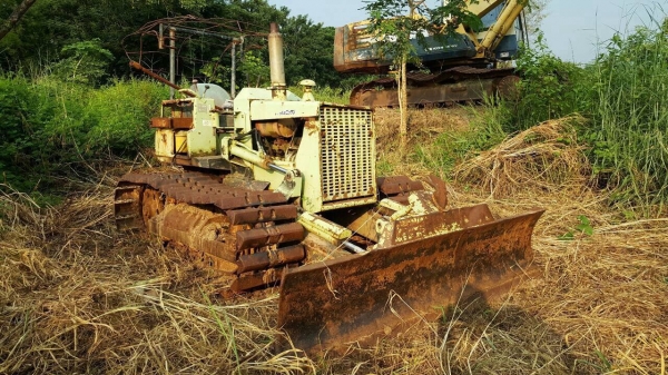 ขายแทรคเตอร์ KOMATSU D20P-5 เอกสารสัญญาซื้อขาย ราคาต่อรองได้ครับ