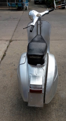 ขาย vespa sprint no book เครื่องดีครับพ้นสีสเปรไว้ครับ ราคา 28500 บาท ราคาต่อลองได้ครับ สนใจติดต่อ 0826336557 โป้งครับ รับเทรินทุกรุ่นครับ