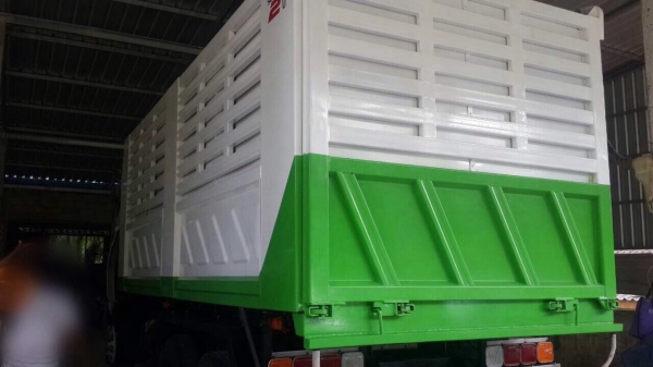 ขายรถ10ดั้มพ์ ISUZU FVZ33MZ24 เครื่อง 200แรงม้า ปี50 สวยเดิม สนใจโทร 081-970-1072
