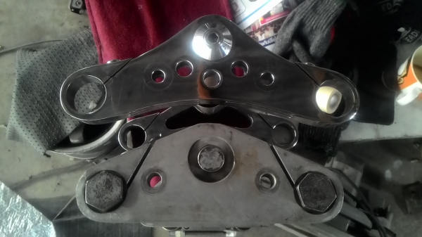 ขายชุดแผงคอกว้างๆ