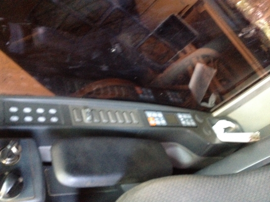 CAT รถแบคโฮ รุ่น  320 D-GC