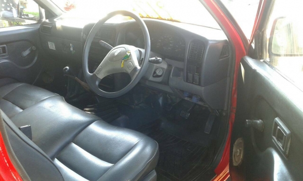 ขายบิ๊กเอ็มฝาแดง สวยๆ จอโค้ง บางๆ