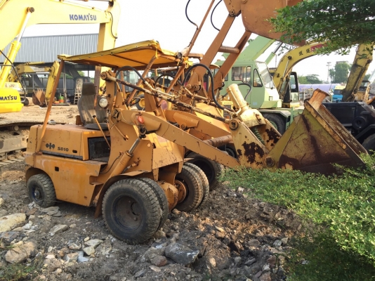 ขายรถตักKOMATSU SD10-3 เก่านอกพร้อมใช้งาน