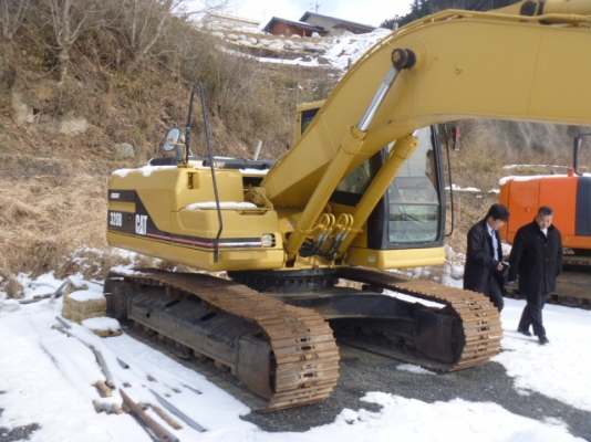 320B 3MR05787รถขุดCATจากญี่ปุ่นครับจะถึงไทยเร็วๆนี้ครับ