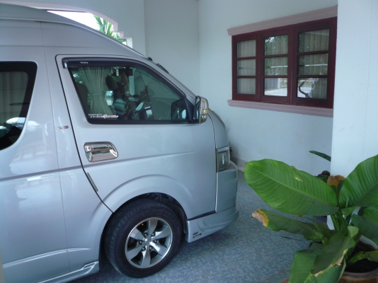 ขายรถตู้