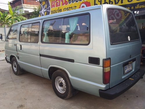 ขายรถตู้ตาหวาน พร้อมใช้ ไม่แพงทำมาหากินได้เลย
