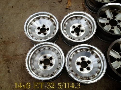 ขายล้อลายตัน ขอบ 14x6 ออฟ-32 ใส่ 5/114.3 ลึกๆ 6,000 บาทครับ
