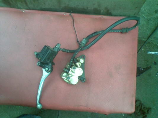 ขายปั้มเบร็คSONIC หน้าหลังพร้อมใช้จ้า