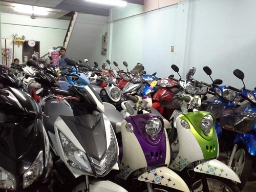 scoopy I ปี 53 ล้อแม็กซ์  สีขาว แดง รถสวย เครื่องเยี่ยม ซื้อใช้ไม่ผิดหวังแน่นอนจ้า