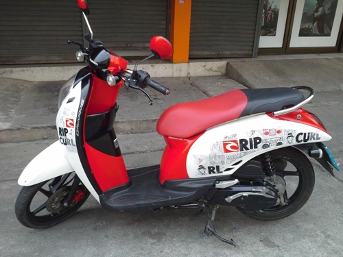 scoopy I ปี 53 ล้อแม็กซ์  สีขาว แดง รถสวย เครื่องเยี่ยม ซื้อใช้ไม่ผิดหวังแน่นอนจ้า