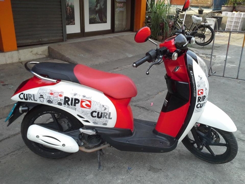 scoopy I ปี 53 ล้อแม็กซ์  สีขาว แดง รถสวย เครื่องเยี่ยม ซื้อใช้ไม่ผิดหวังแน่นอนจ้า