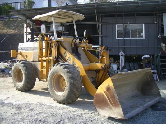 510-15982รถตักKOMATSUจากญี่ปุ่นครับจะถึงไทยเร็วๆนี้ครับ