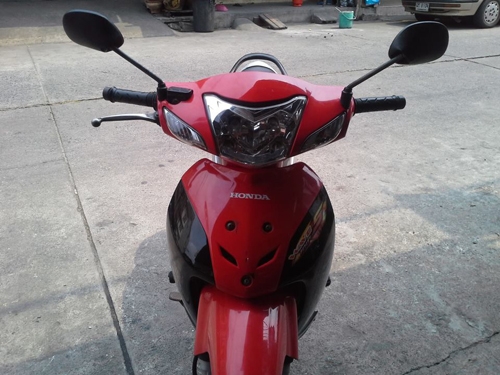wave 100 ปี 51 สีแดง เทา  รถบ้าน เดิมๆ เครื่องเดิมแน่นๆ เอกสารครบ ภาษี พรบ.ไม่หมด