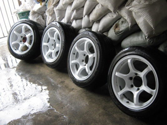 ขายล้อ RG 2 ขอบ17 6รู139 พร้อมยาง ขายล้อ RG 2 ขอบ17 6รู139 พร้อมยาง